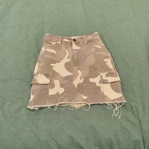 Hollister camo skirt